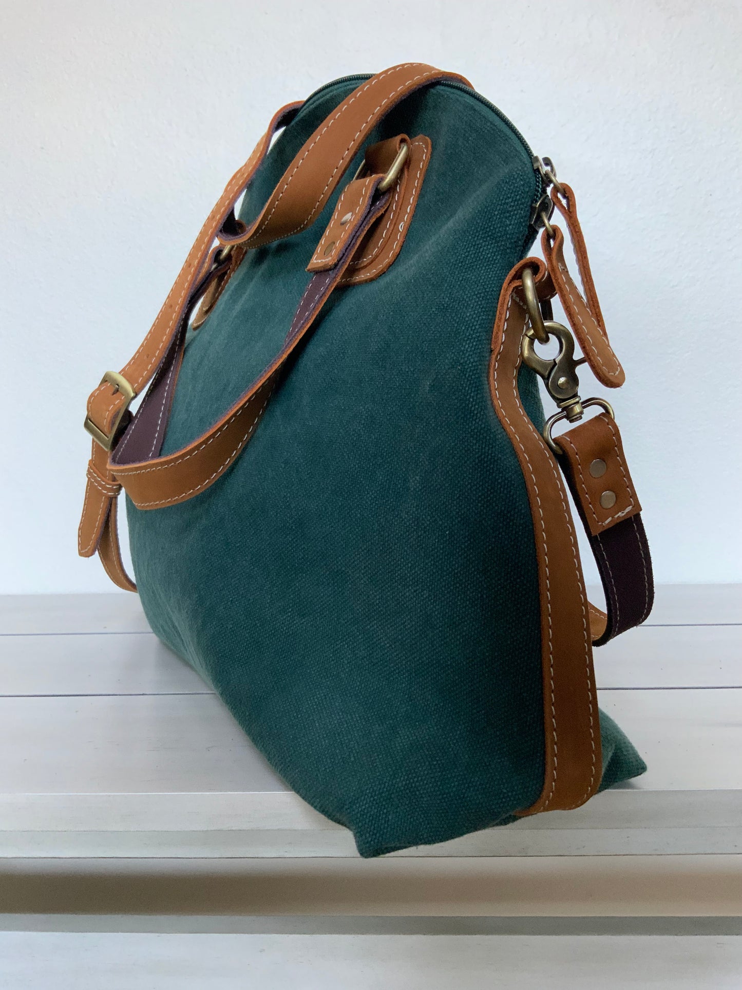 Savvy messenger - forest